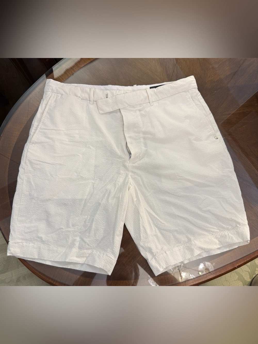 Ralph Lauren RLX White Seersucker Pattern Golf Shorts (Size 35)